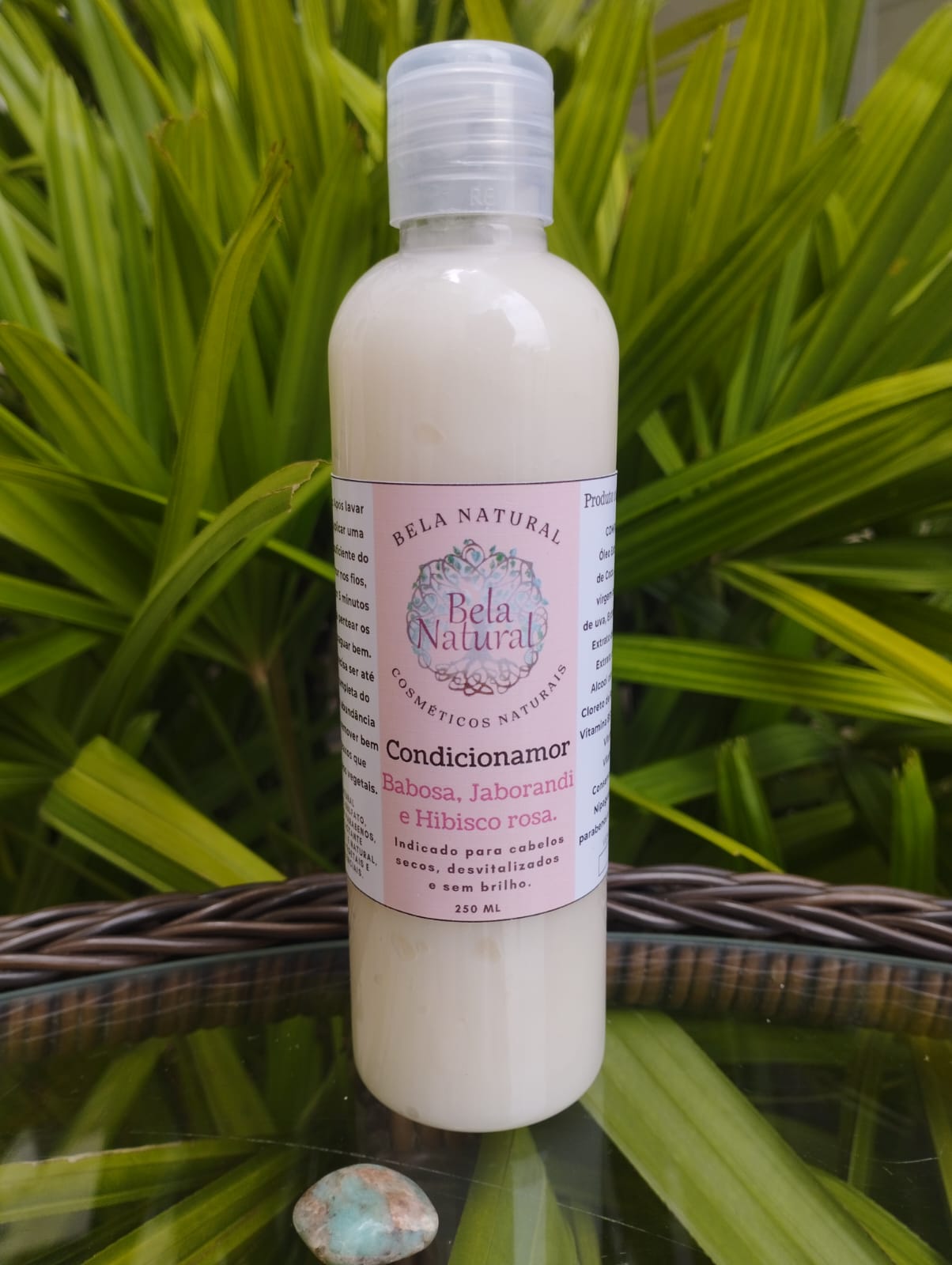 Condicionamos Babosa, Jaborandi e Hibisco rosa.jpg